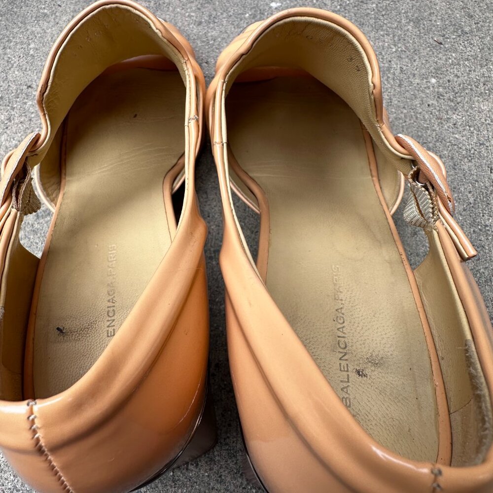 Balenciaga Leather Cutout Patent Leather Peach Orange Block Heel Shoe Size 39 - Picture 11 of 12
